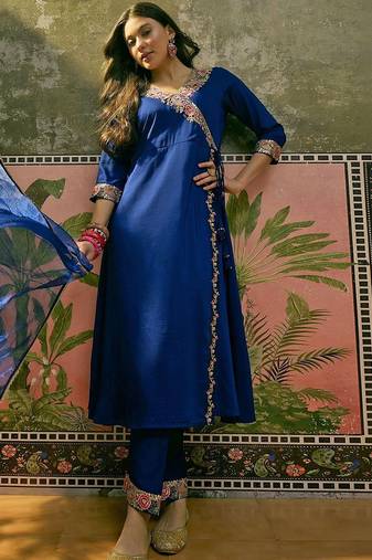 embroidered  v-neck   kurta sets