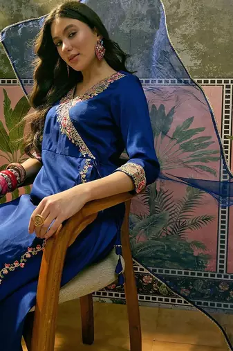 embroidered  v-neck   kurta sets