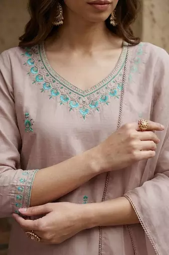 embroidered straight kurta & trousers