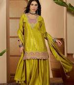 women floral embroidered regular sequinned kurta with skirt & dupatta