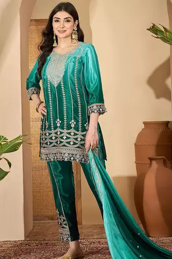women floral printed kurta with trousers & dupatta