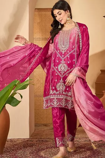 women floral embroidered kurta with pyjamas & dupatta