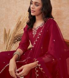 maroon floral embroidered straight kurta with trousers & dupatta