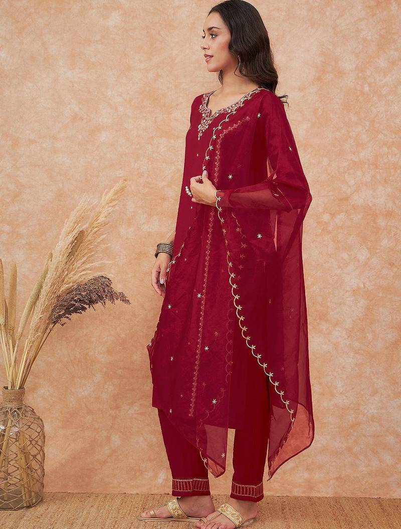maroon floral embroidered straight kurta with trousers & dupatta