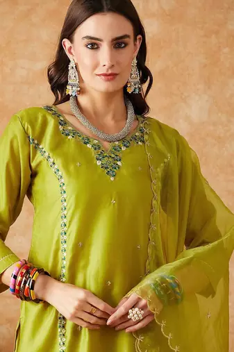 embroidered straight kurta with trouser & dupatta set