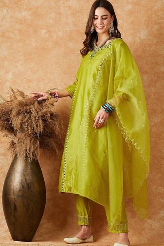 embroidered straight kurta with trouser & dupatta set