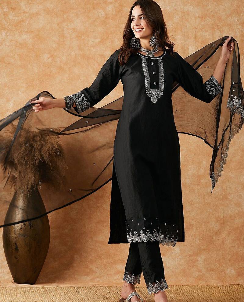 embroidered straight kurta with trouser & dupatta