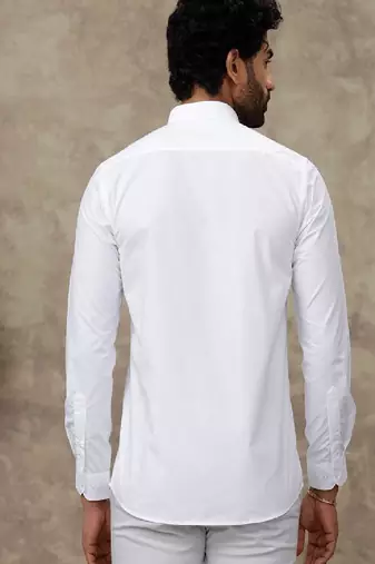 Men standard fit solid mandarin collar cotton casual shirt