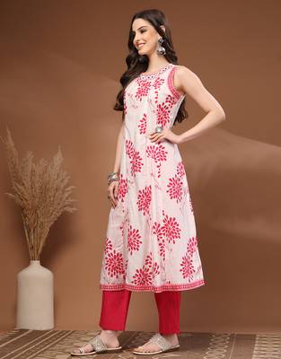 Pink floral printed cotton stitched kurta set with palazzo for women 3