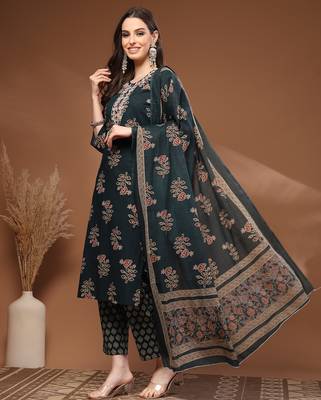 Green floral printed cotton stitched kurta set with palazzo & dupatta for women 3