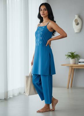 Blue floral printed cotton stitched co-ord set for women 3