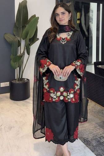 Black silk blend embroidered farshi salwar set