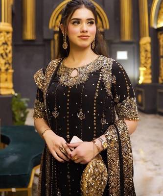Black faux georgette embroidered kurta set 3