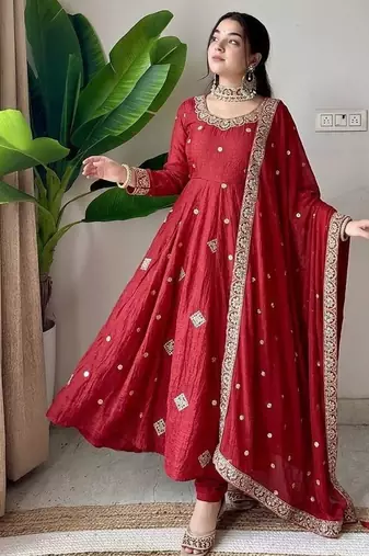 Red silk blend embroidered flared gown set