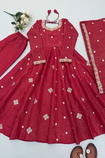 Red silk blend embroidered flared gown set