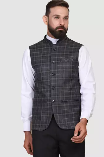 Men grey checks nehru jacket