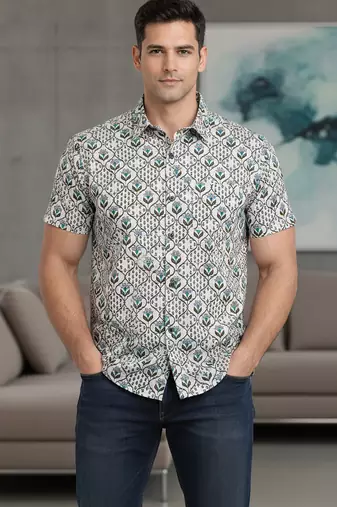 Green floral printed cotton shirt for men