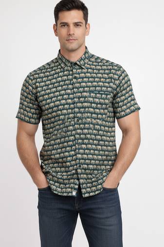 Green block print cotton casual shirt for men