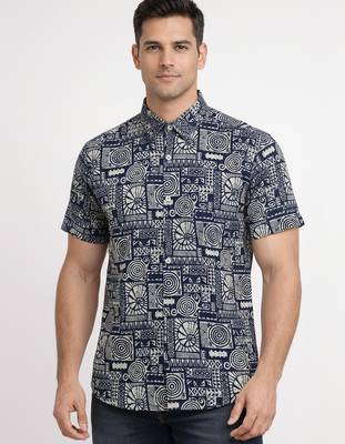 White geometric print cotton casual shirt for men 1