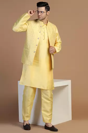 Men yellow embroidered jacket