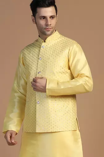 Men yellow embroidered jacket