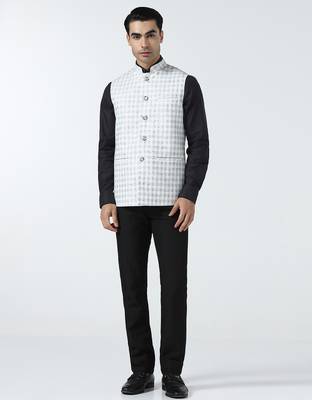 Men white checked nehru jacket 4