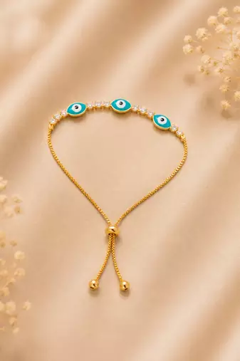 Premium moving solitaire geometric teardrop slider bracelet in yellow gold plating