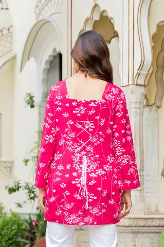 Pink floral printed cotton tunic short kurti top for women