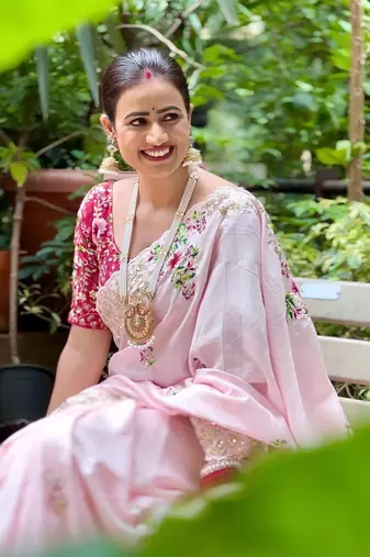 Light Pink Dolla Silk blend Party Wear Saree With Contrance Blosue Peice