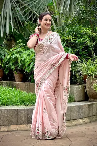 Light Pink Dolla Silk blend Party Wear Saree With Contrance Blosue Peice