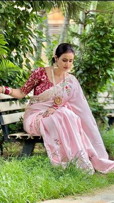 Light Pink Dolla Silk blend Party Wear Saree With Contrance Blosue Peice 3