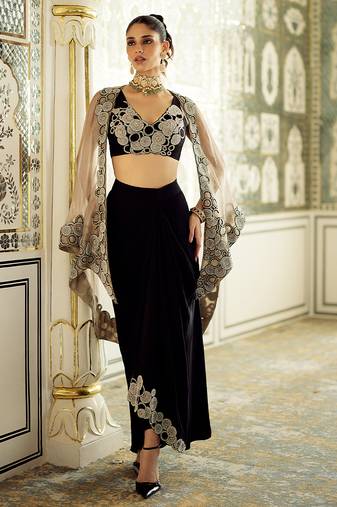 Deep black embroidered tissue skirt cape set