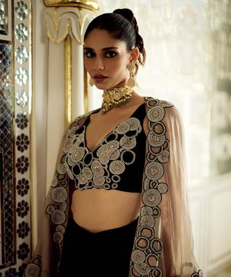 Deep black embroidered tissue skirt cape set 2