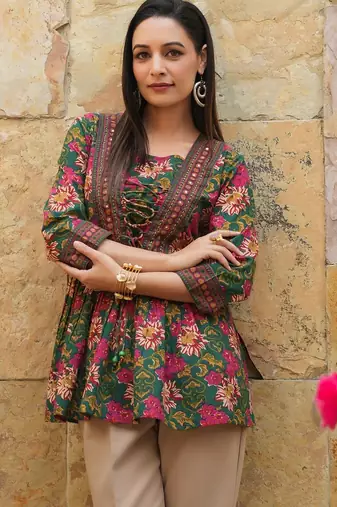 Green floral printed cotton tunic short kurti top for women