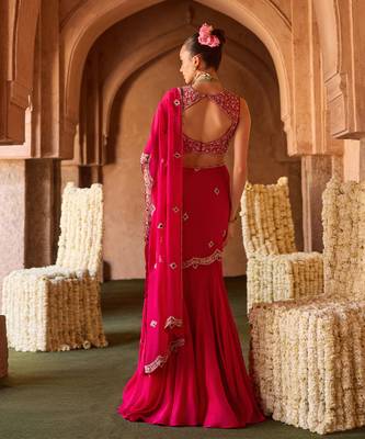 Fuchsia pink embroidered organza drape saree set 3