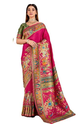 Magenta position print with zari weaving saree with contrast blouse piece
