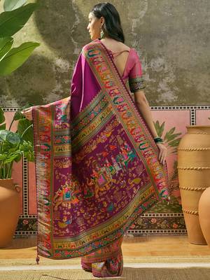 Purple position print with zari weaving saree with contrast blouse piece 5