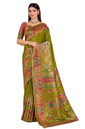 Green position print with zari weaving saree with contrast blouse piece