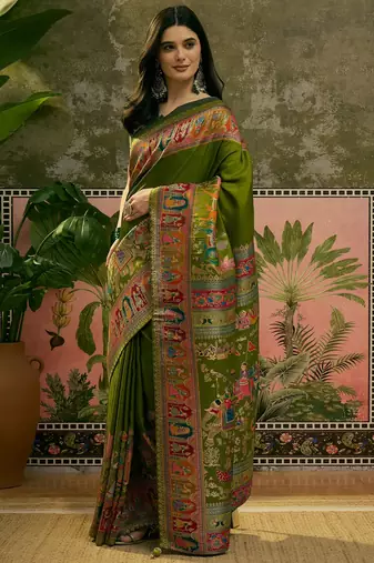 Green position print with zari weaving saree with contrast blouse piece