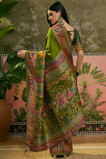 Green position print with zari weaving saree with contrast blouse piece