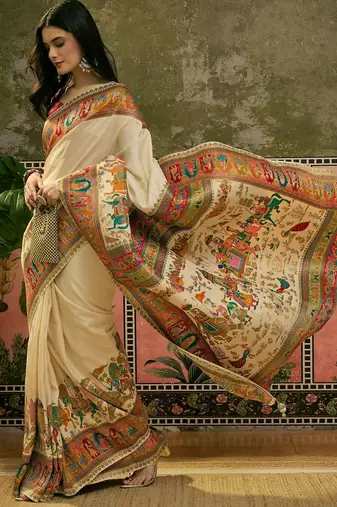White position print with zari weaving saree with contrast blouse piece