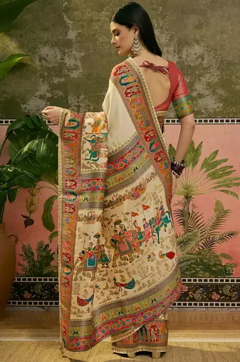 White position print with zari weaving saree with contrast blouse piece