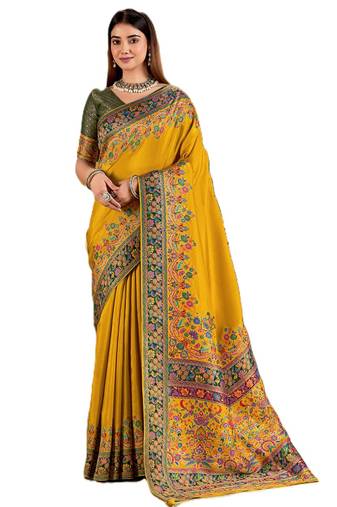 Yellow position print with zari weaving saree with contrast blouse piece