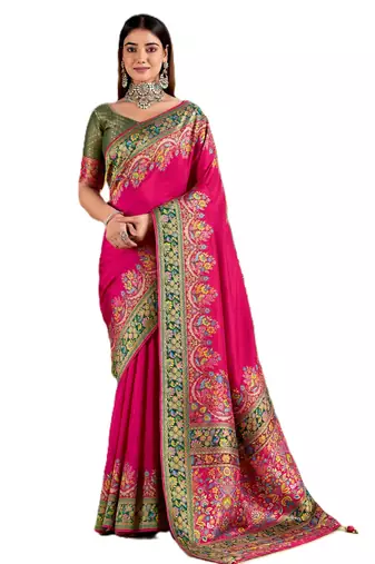 Magenta position print with zari weaving saree with contrast blouse piece