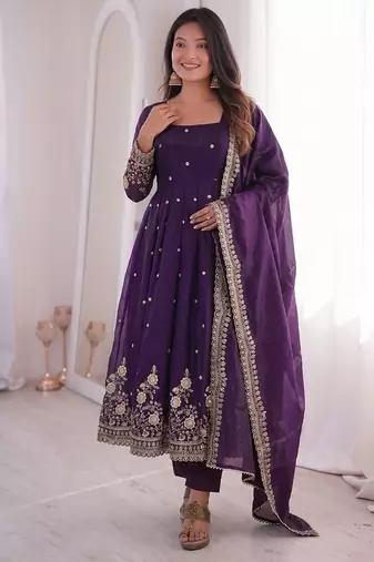 Heavy fendy silk embroidered sequince work wedding kurta set