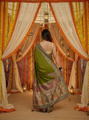 Green viscose silk position print saree with contrast blouse piece 5