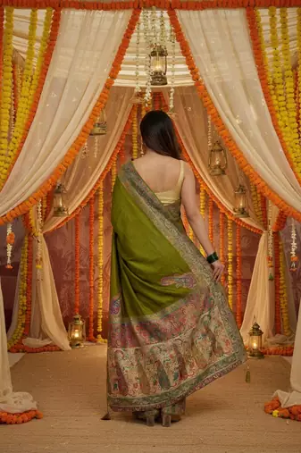 Green viscose silk position print saree with contrast blouse piece