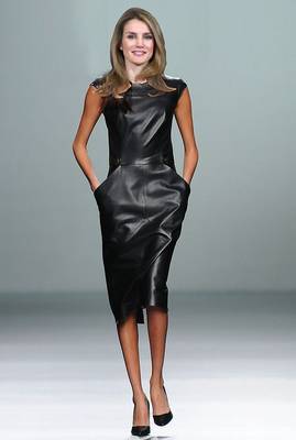 Women’s genuine lambskin black dressside pocket dress 1
