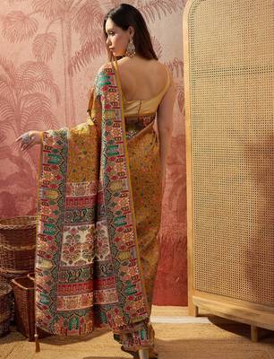 Mustard viscose silk position print saree with contrast blouse piece 4