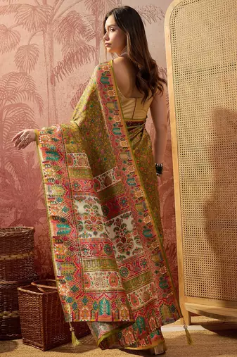 Green viscose silk position print saree with contrast blouse piece